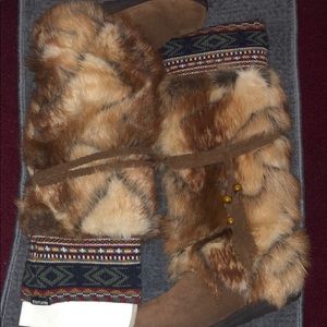 Muk Luk furry Boots